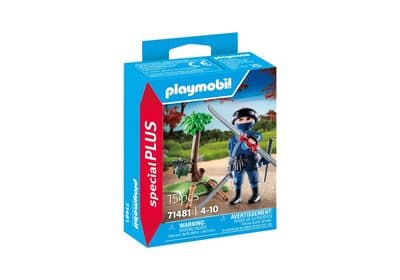 Ninja mit Ausrüstung